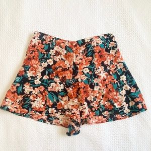 Kimchi Blue Urban Outfitters Floral Tap Short - 6